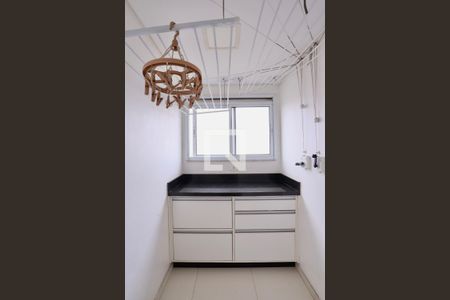 Apartamento para alugar com 221m², 4 quartos e 4 vagas Apartamento para alugar com 221m², 4 quartos e 4 vagasLavanderia