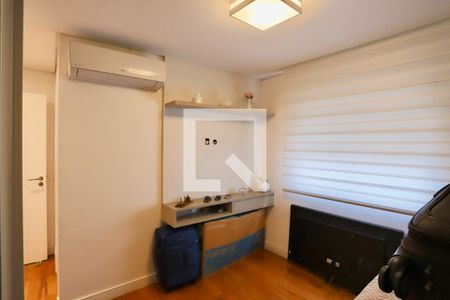 Apartamento para alugar com 221m², 4 quartos e 4 vagas Apartamento para alugar com 221m², 4 quartos e 4 vagasQuarto 2