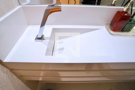 Apartamento para alugar com 221m², 4 quartos e 4 vagas Apartamento para alugar com 221m², 4 quartos e 4 vagasBanheiro