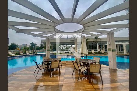 Apartamento para alugar com 221m², 4 quartos e 4 vagas Apartamento para alugar com 221m², 4 quartos e 4 vagasÁrea comum