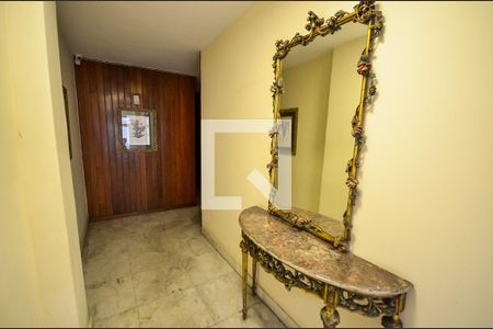 Apartamento para alugar com 83m², 2 quartos e sem vagaHall