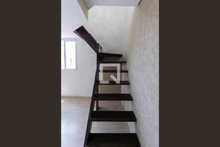 Apartamento à venda com 106m², 3 quartos e 2 vagasEscada