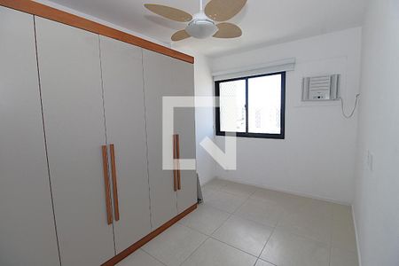 Suíte de apartamento para alugar com 2 quartos, 49m² em Del Castilho, Rio de Janeiro