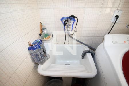 Apartamento para alugar com 74m², 2 quartos e 1 vagaÁrea de Serviço