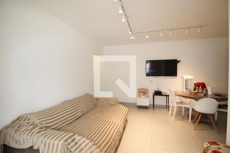 Sala de apartamento para alugar com 2 quartos, 74m² em Indianópolis, São Paulo