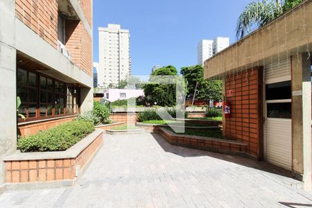 Apartamento para alugar com 74m², 2 quartos e 1 vagaÁrea comum
