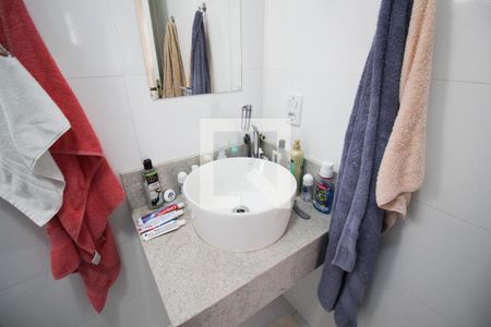 Apartamento para alugar com 74m², 2 quartos e 1 vagaBanheiro