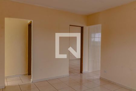 Casa para alugar com 75m², 2 quartos e sem vaga Casa para alugar com 75m², 2 quartos e sem vagaSala