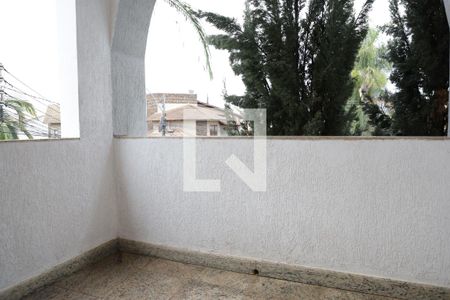 Casa de condomínio para alugar com 590m², 5 quartos e 8 vagasÁrea Externa