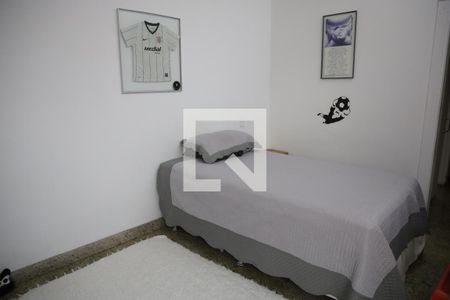 Casa de condomínio para alugar com 590m², 5 quartos e 8 vagasQuarto