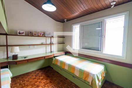 Casa à venda com 240m², 3 quartos e 2 vagas Casa à venda com 240m², 3 quartos e 2 vagasQuarto 2