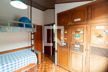 Casa à venda com 240m², 3 quartos e 2 vagas Casa à venda com 240m², 3 quartos e 2 vagasQuarto 1