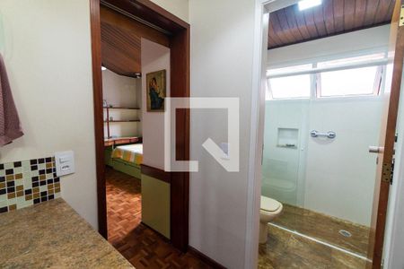 Casa à venda com 240m², 3 quartos e 2 vagas Casa à venda com 240m², 3 quartos e 2 vagasBanheiro do Quarto 1 e 2