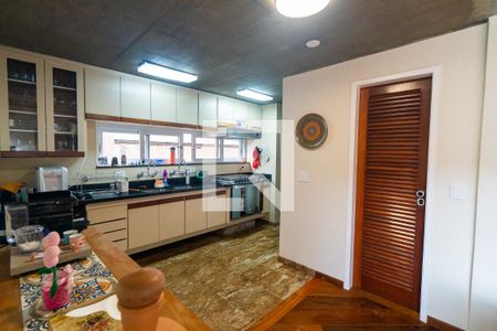 Casa à venda com 240m², 3 quartos e 2 vagas Casa à venda com 240m², 3 quartos e 2 vagasCozinha