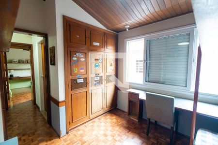 Casa à venda com 240m², 3 quartos e 2 vagas Casa à venda com 240m², 3 quartos e 2 vagasQuarto 1