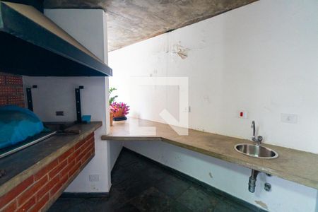 Casa à venda com 240m², 3 quartos e 2 vagas Casa à venda com 240m², 3 quartos e 2 vagasChurrasqueira
