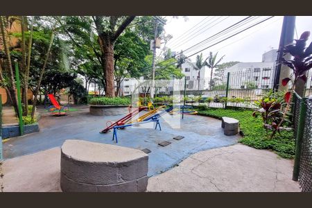 Apartamento para alugar com 59m², 2 quartos e 1 vaga Apartamento para alugar com 59m², 2 quartos e 1 vagaÁrea comum - Playground