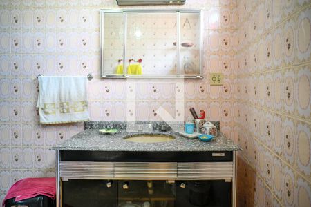 Casa à venda com 760m², 3 quartos e 2 vagasBanheiro