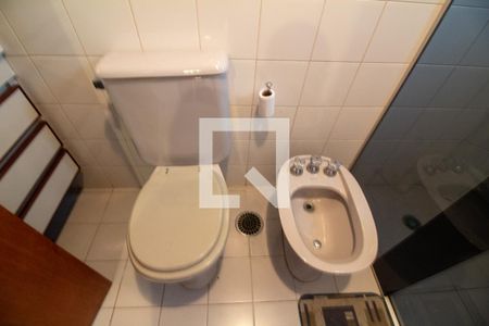 Apartamento à venda com 200m², 3 quartos e 3 vagasBanheiro da Suíte 1