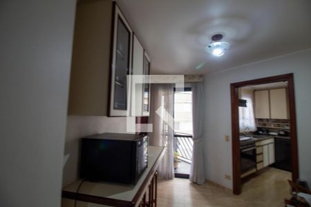Apartamento à venda com 200m², 3 quartos e 3 vagasCopa