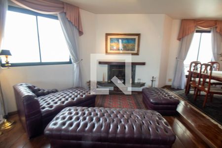 Apartamento à venda com 200m², 3 quartos e 3 vagasSala