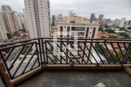 Apartamento à venda com 200m², 3 quartos e 3 vagasVaranda da Suite 2