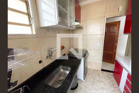 Apartamento à venda com 48m², 2 quartos e 1 vaga Apartamento à venda com 48m², 2 quartos e 1 vagaCozinha
