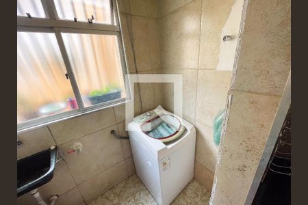 Apartamento à venda com 48m², 2 quartos e 1 vaga Apartamento à venda com 48m², 2 quartos e 1 vagaÁrea de Serviço