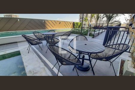 Apartamento à venda com 40m², 2 quartos e 1 vaga Apartamento à venda com 40m², 2 quartos e 1 vagaÁrea comum - Piscina