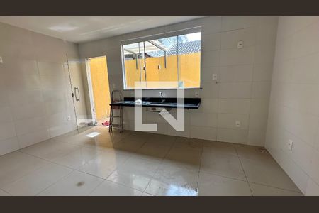 Casa de condomínio à venda com 220m², 2 quartos e 1 vagaCozinha