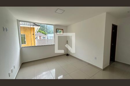 Quarto 1 de casa de condomínio à venda com 2 quartos, 220m² em Vargem Grande, Rio de Janeiro