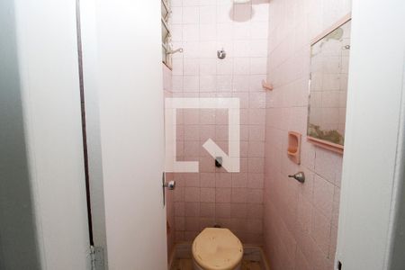 Apartamento à venda com 180m², 4 quartos e 2 vagasBanheiro de Serviço