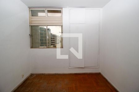 Apartamento à venda com 180m², 4 quartos e 2 vagasQuarto 1
