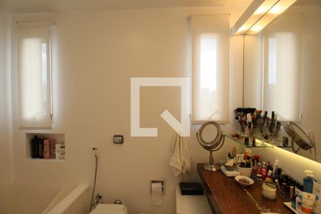 Apartamento para alugar com 146m², 3 quartos e 3 vagasBanheiro suíte 1