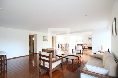 Apartamento para alugar com 146m², 3 quartos e 3 vagasÁrea comum - Salão de festas