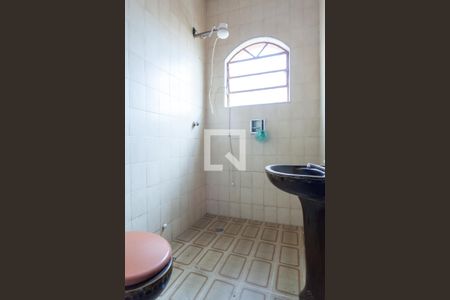 Casa à venda com 80m², 2 quartos e 5 vagasBanheiro Social