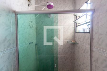 Casa à venda com 115m², 2 quartos e 2 vagasBanheiro da Suíte 2