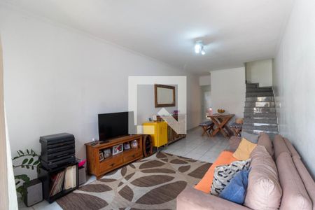 Sala de casa para alugar com 2 quartos, 115m² em Vila Nhocune, São Paulo