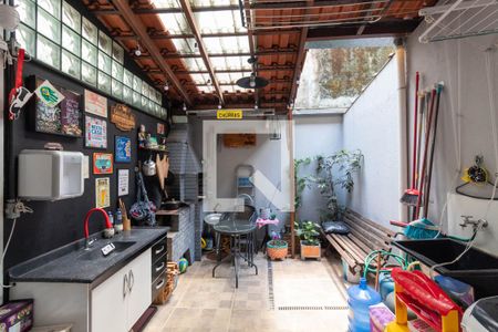 Casa à venda com 115m², 2 quartos e 2 vagasLavanderia