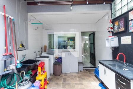 Casa à venda com 115m², 2 quartos e 2 vagasLavanderia