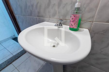 Casa à venda com 115m², 2 quartos e 2 vagasLavabo