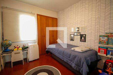 Apartamento à venda com 167m², 4 quartos e 2 vagas Apartamento à venda com 167m², 4 quartos e 2 vagasSuíte 2