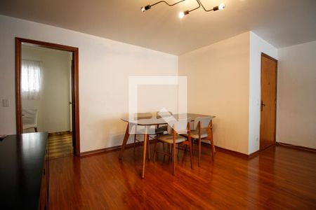 Apartamento à venda com 167m², 4 quartos e 2 vagas Apartamento à venda com 167m², 4 quartos e 2 vagasSala de Jantar