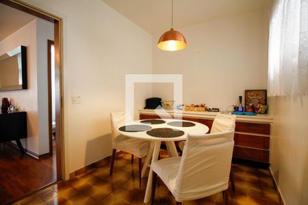 Apartamento à venda com 167m², 4 quartos e 2 vagas Apartamento à venda com 167m², 4 quartos e 2 vagasCopa