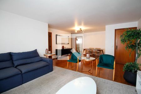 Apartamento à venda com 167m², 4 quartos e 2 vagas Apartamento à venda com 167m², 4 quartos e 2 vagasSala de Estar