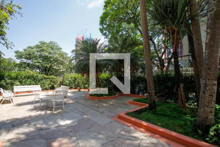 Apartamento à venda com 167m², 4 quartos e 2 vagas Apartamento à venda com 167m², 4 quartos e 2 vagasÁrea Comum - Jardim