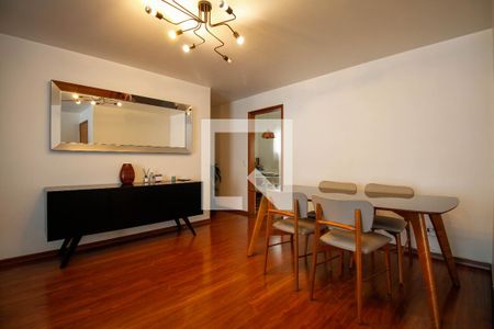 Apartamento à venda com 167m², 4 quartos e 2 vagas Apartamento à venda com 167m², 4 quartos e 2 vagasSala de Jantar