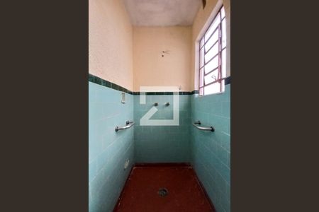 Casa à venda com 131m², 3 quartos e 1 vagaBanheiro