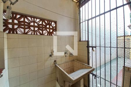 Casa à venda com 131m², 3 quartos e 1 vagaÁrea de Serviço