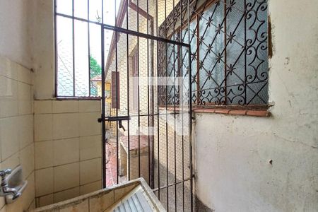 Casa à venda com 131m², 3 quartos e 1 vagaÁrea de Serviço